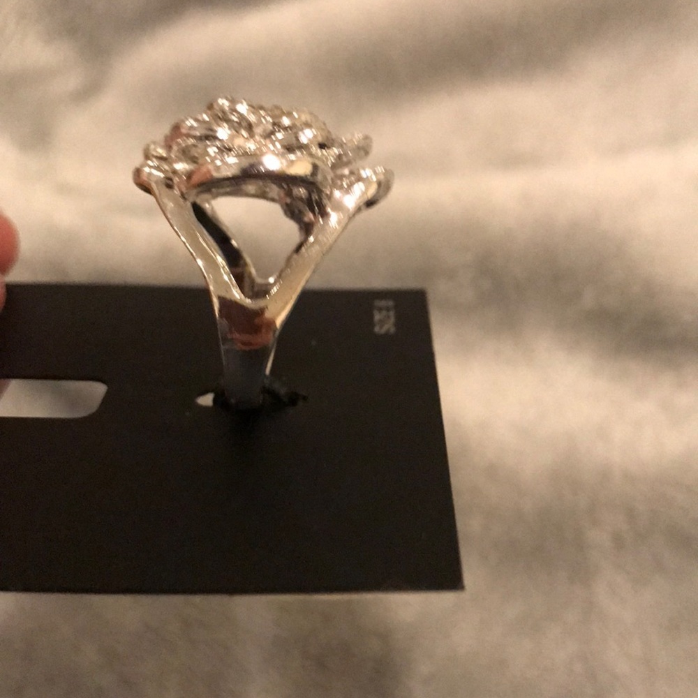 INC Rose Ring 🌹 - Picture 4 of 8